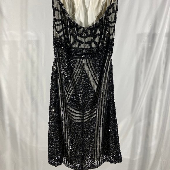 Dress - Shailk - Picture 4 of 8